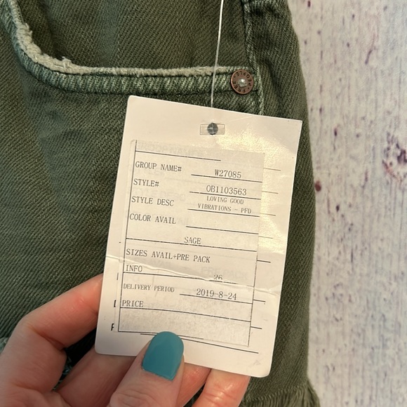 NWT (Sample Tag) We The Free Loving Good Vibrations Shorts - Picture 5 of 7